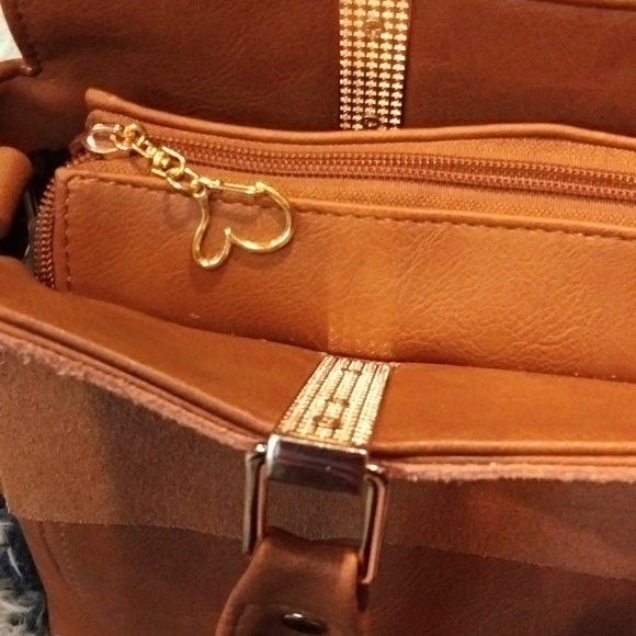 Two-toned Tan Leather & Suede Handbag/Purse with Golden Hardware - Picture 8 of 15